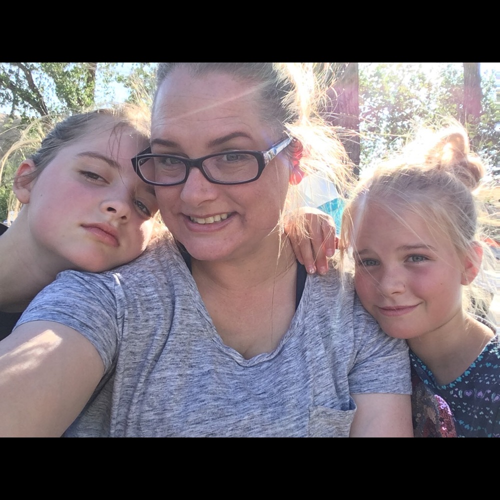 Meet your Posher, Raydean